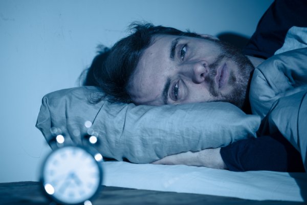 man not able to sleep